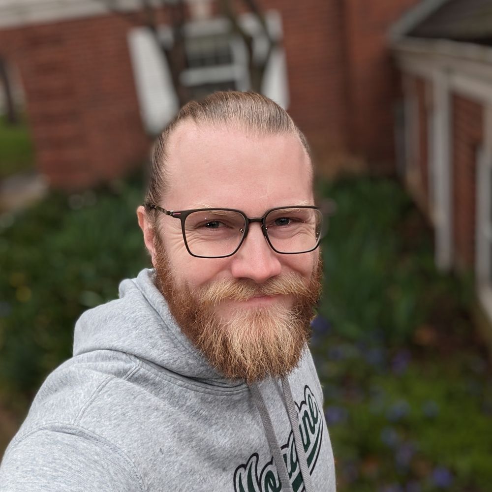 Navigation bar avatar